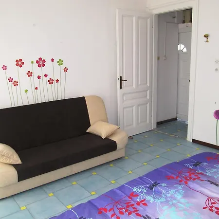 Apartment Anita Near Kantrida Beach Rijeka Room photo