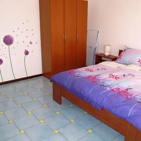 Apartment Anita Near Kantrida Beach Rijeka Room photo